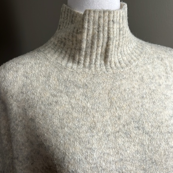 French connection turtleneck sweater - Picture 2 of 7